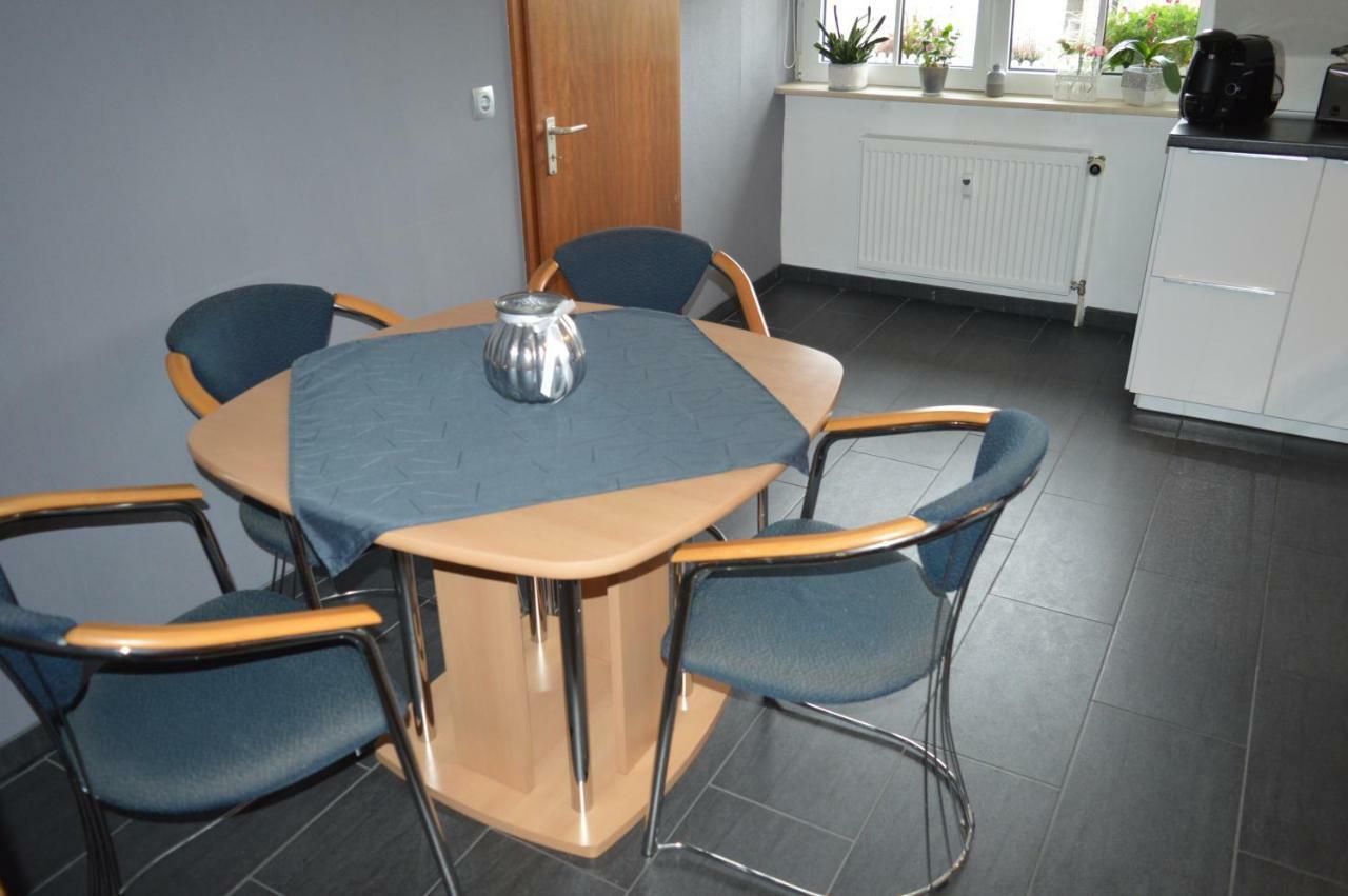 Ferienwohnung "Haus 10" Essen Luaran gambar
