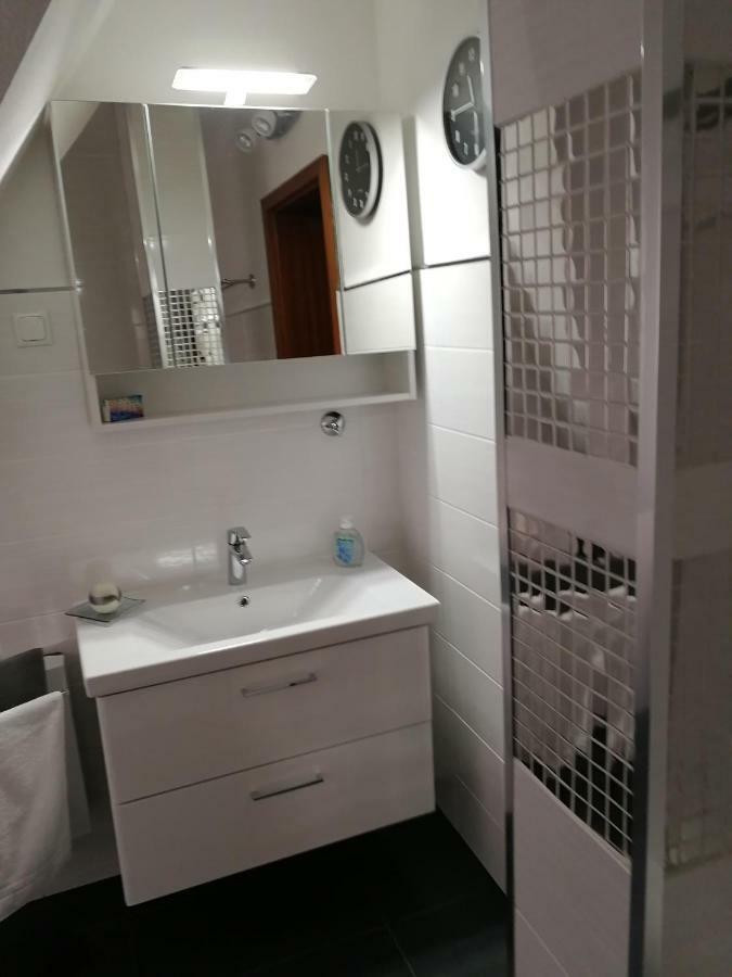 Ferienwohnung "Haus 10" Essen Luaran gambar